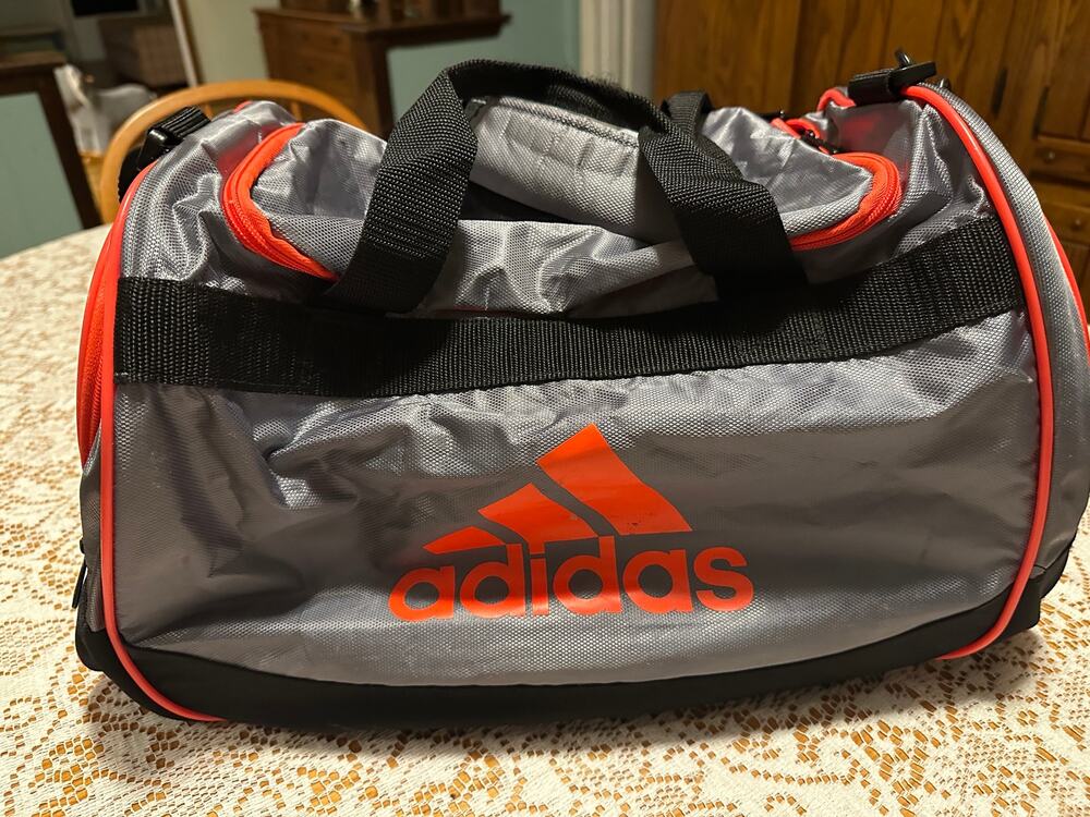 Adidas Defender IV Duffel Bag Small Grey Solar Red Gym Training Travel Tote 20"